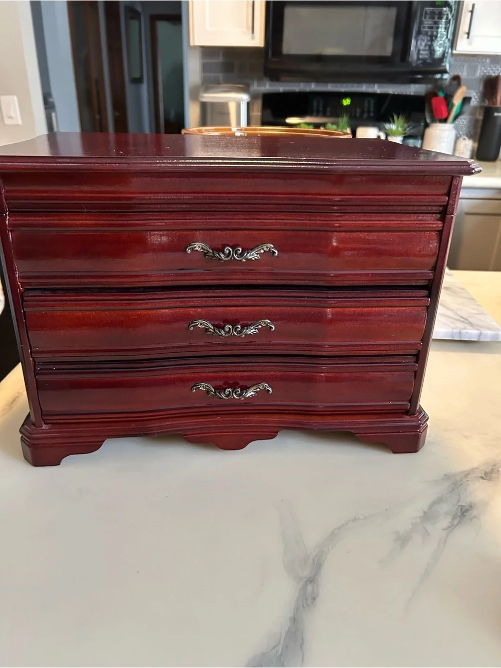 N/A elegant cherry